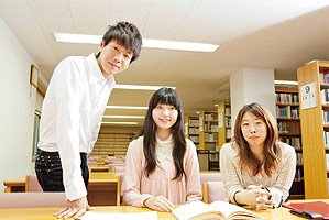 東京立正短期大学卒業生