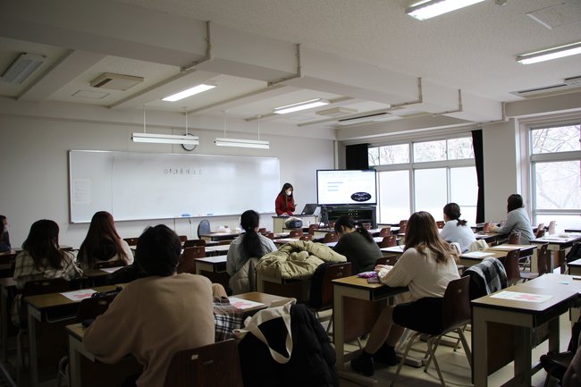 20210128　後期最終授業　プレゼンテーション①.JPG