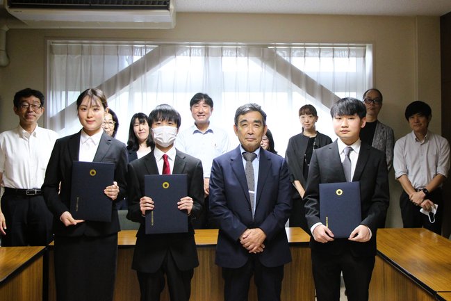 東京立正短期大学奨学生証交付式（2026） (5)★.JPG