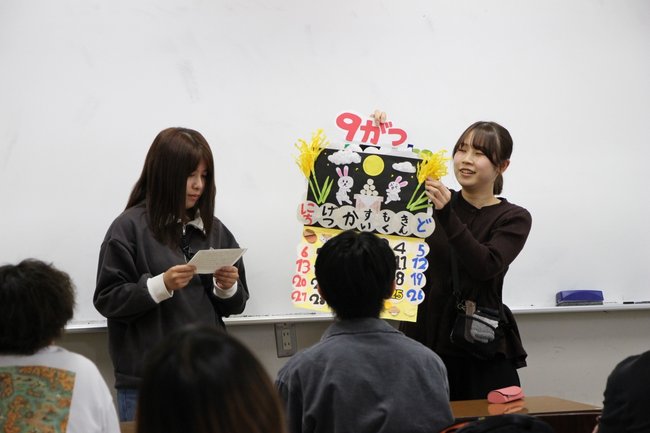 東京立正短期大学 幼 カレンダー製作-04　IMG_3676.JPG