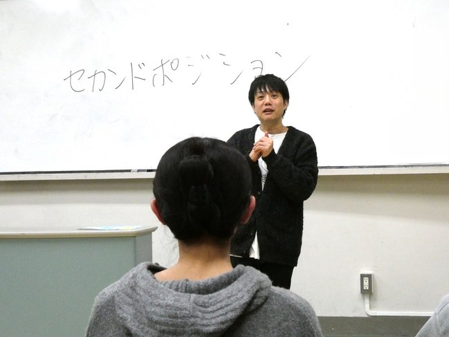かもめんたる槙尾さんが東京立正短期大学で (3).JPG