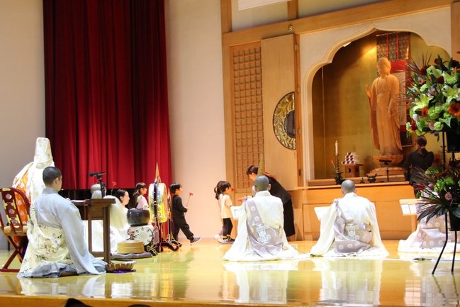 堀之内学園創立100周年記念式典-02M.JPG