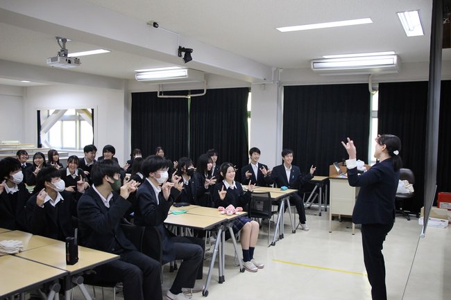 東京立正短期大学 出張授業 2024-保育（東京立正高校）⑥.JPG