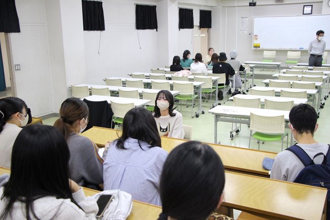 20241026東京立正短期大学キャリアデザインの授業で卒業生からお話を聞きました！ (19) トリ.jpg