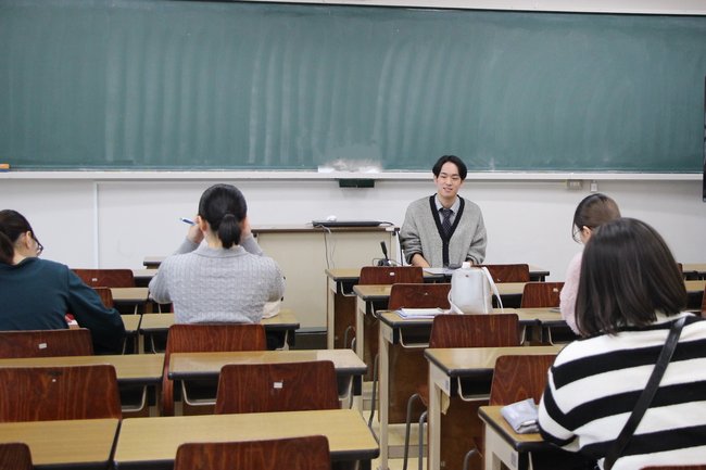 20241026東京立正短期大学キャリアデザインの授業で卒業生からお話を聞きました！ (15) トリ.JPG